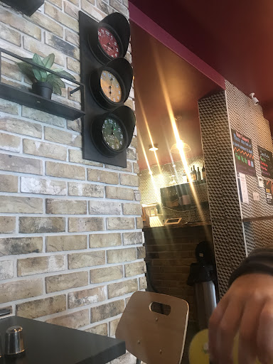 Photo of Hummus Bar Hendon - 105 Brent St, London NW4 2DX